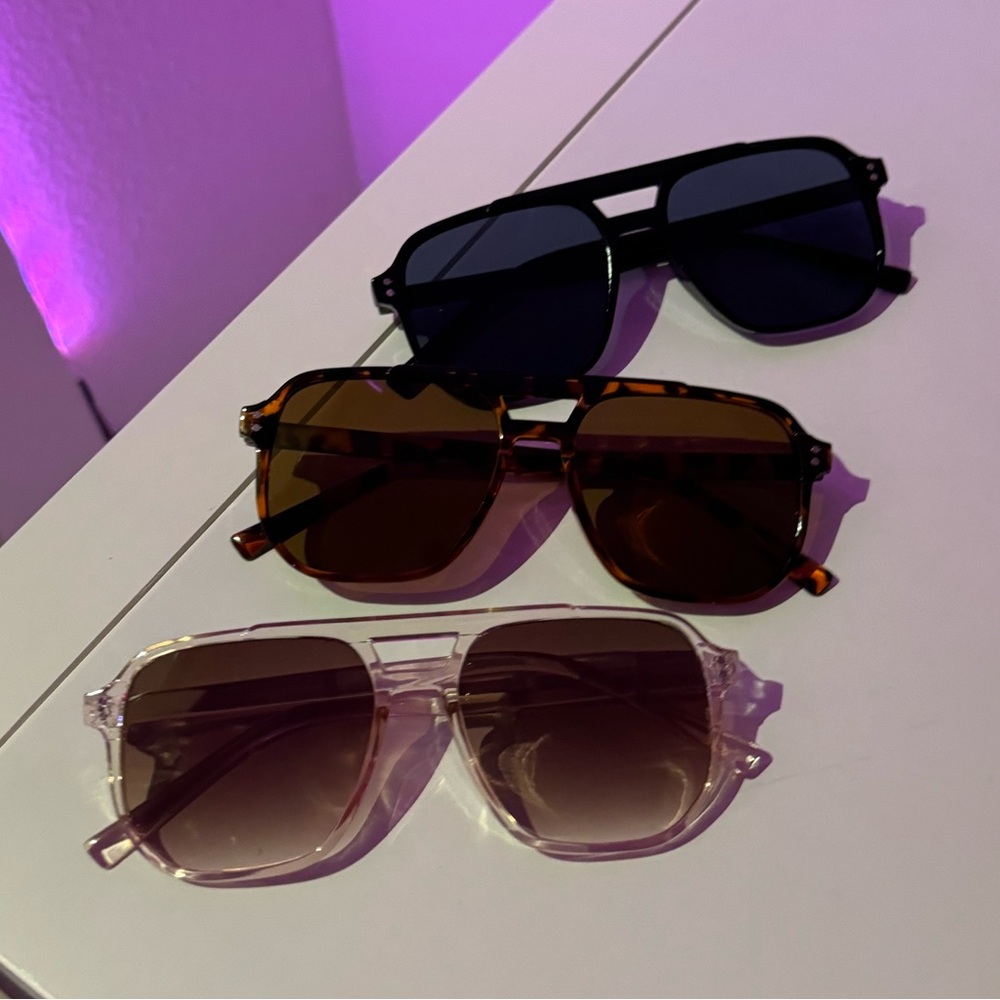 3 pairs sunglasses